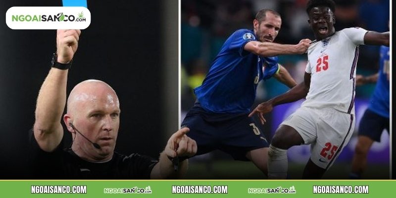 Nguồn gốc thẻ xanh trong bóng đá nhiều người quan tâm